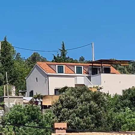 Rina Appartement Slano